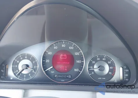 2005 Mercedes-Benz Clk 500 из США, поврежденный, VIN WDBTJ75J35F131611